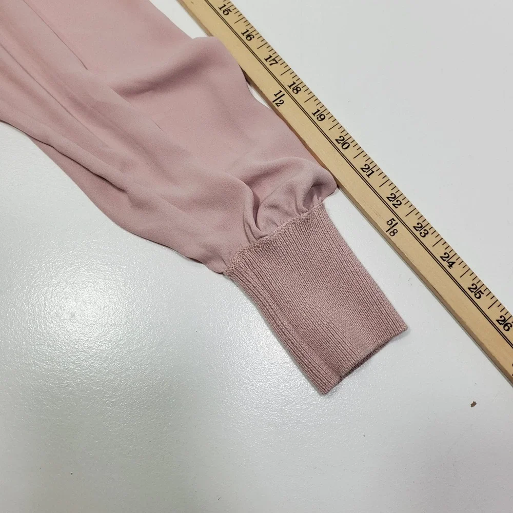 Loft women Sweater Size‎ Medium Soft Blush Pink Long Sleeves Ribbed cuffs Office